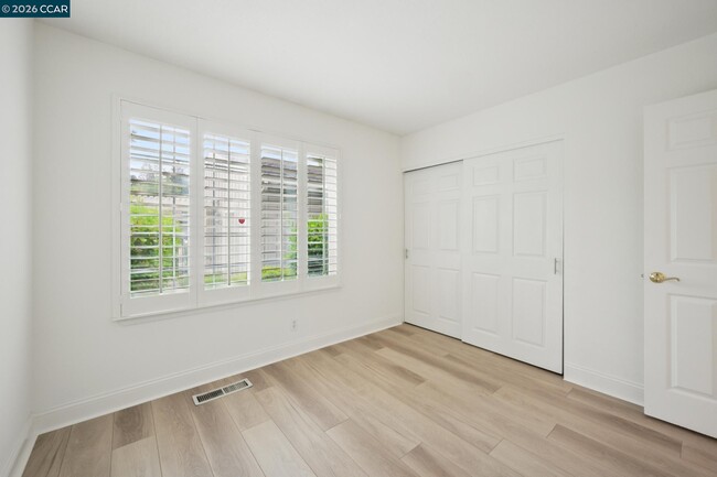Building Photo - 2137 Presidio Ct