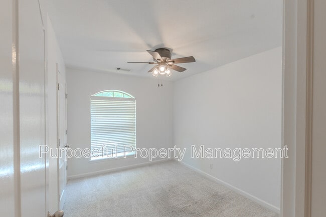 Building Photo - 4002 S 198th E Ave
