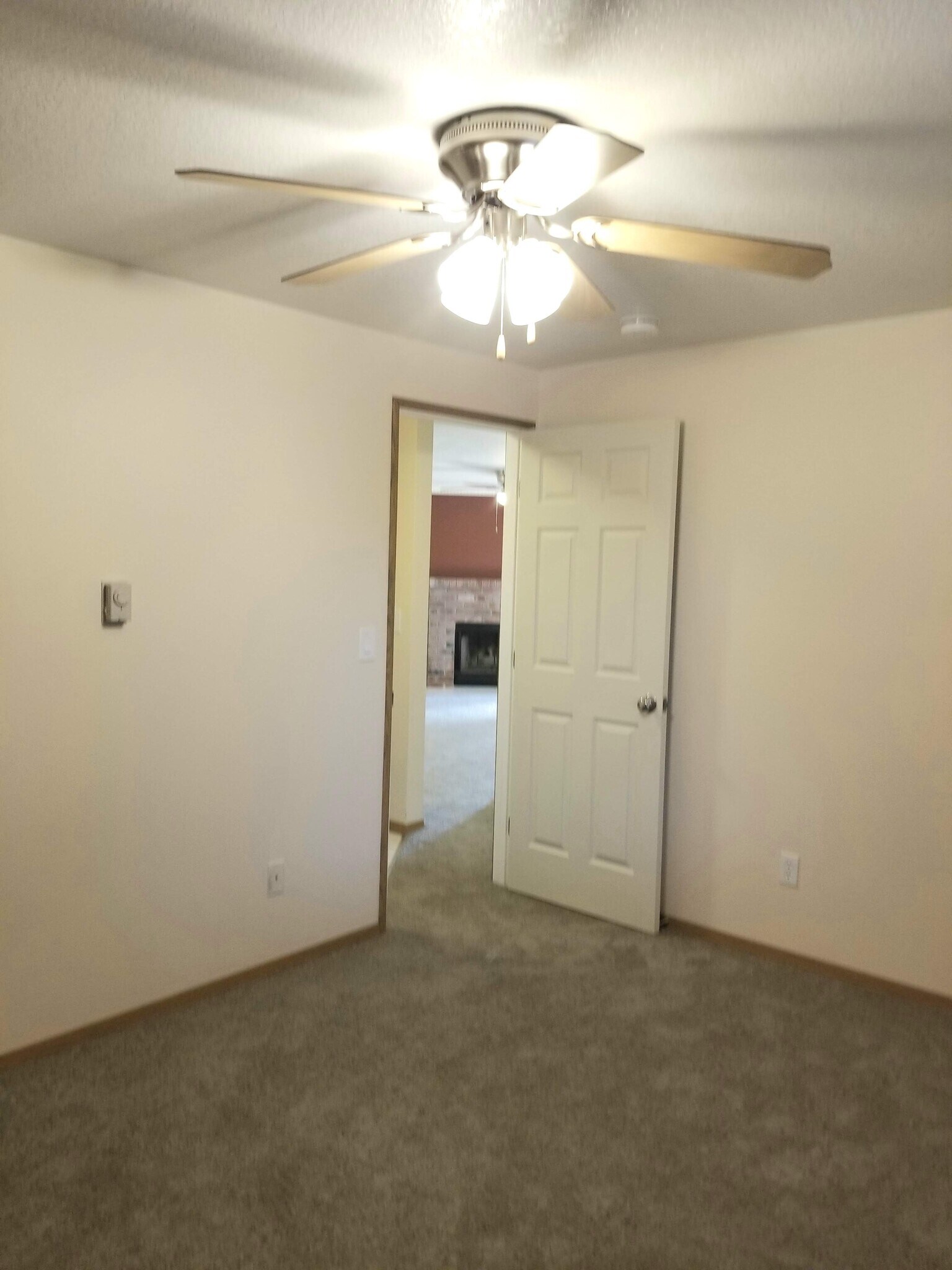 Building Photo - 12480 SW Gingham Ln
