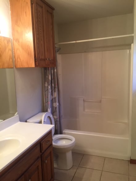 Building Photo - 3414 Reeder Dr