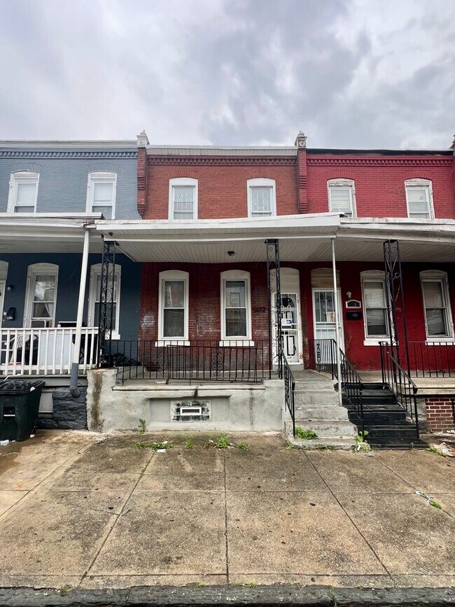 Building Photo - Stunning 3-Bedroom Townhome in Carroll Park! Available NOW!