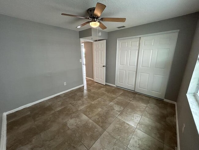 Building Photo - 7002 S Kissimmee St