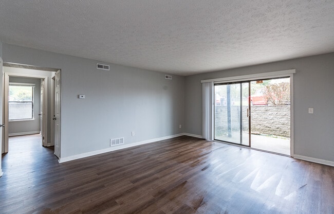 Primary Photo - Emberwood Apartments