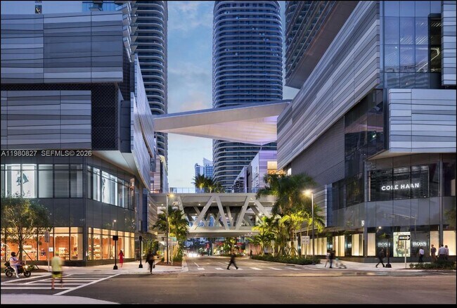 Building Photo - 88 SW 7th St