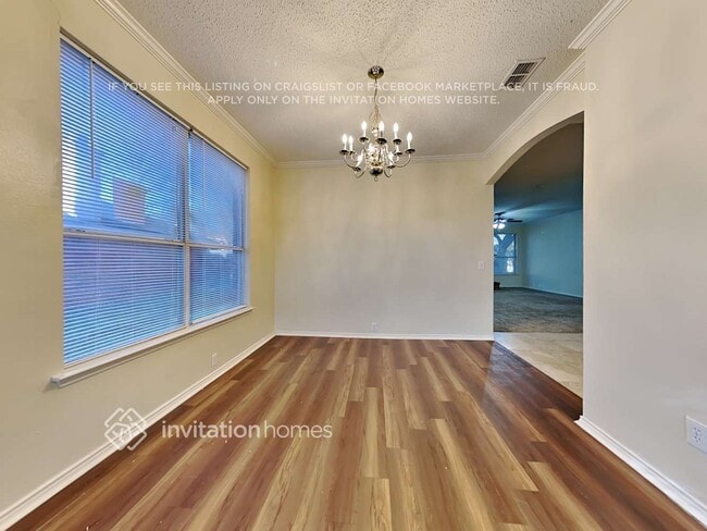 Building Photo - 1900 Fairhaven Ct