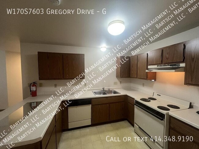 Building Photo - W170S7603 Gregory Dr