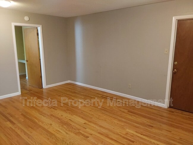 Building Photo - 1309 City Park Ave