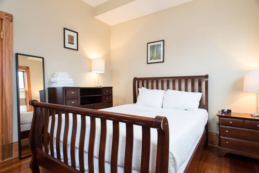 Building Photo - 230 Boston St