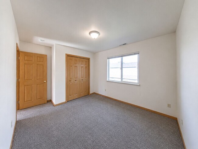 Building Photo - 2460 Wheeler Dr