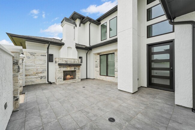 Building Photo - 1539 Spring Pl Dr