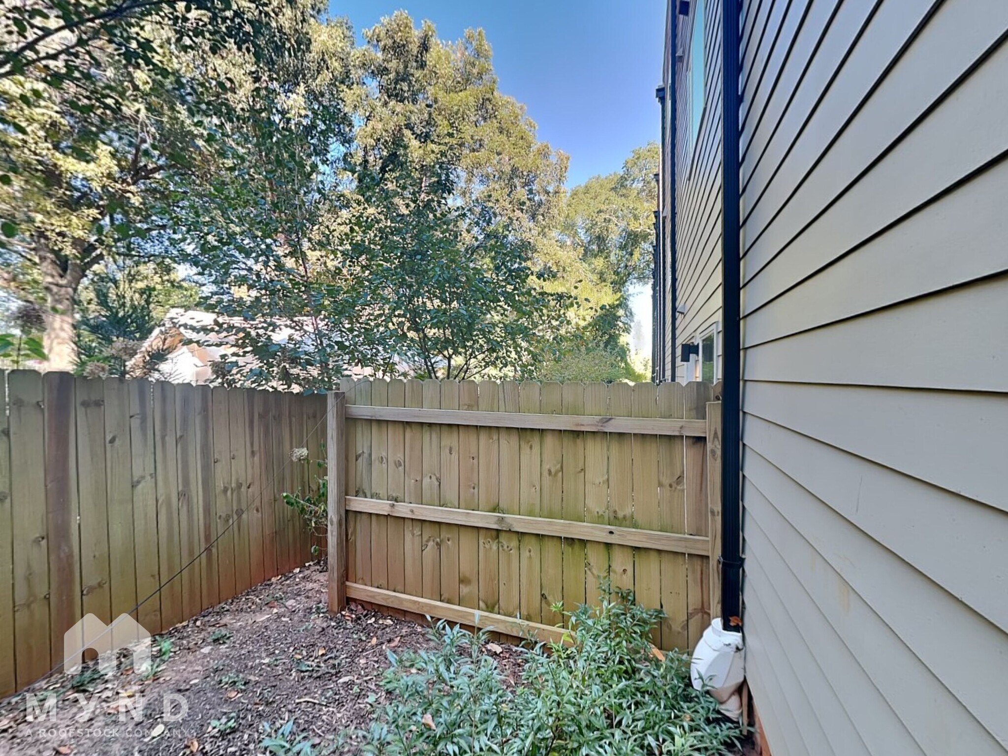 Building Photo - 1434 Walker Pl SE