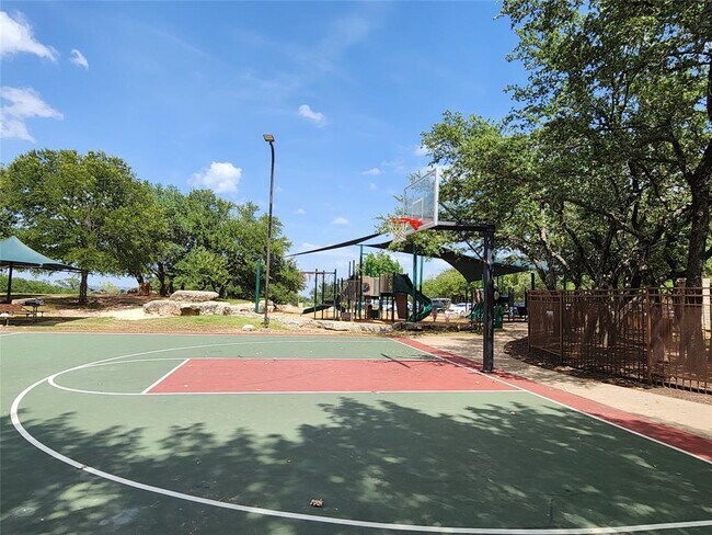 Building Photo - 12521 Canyon Glen Dr