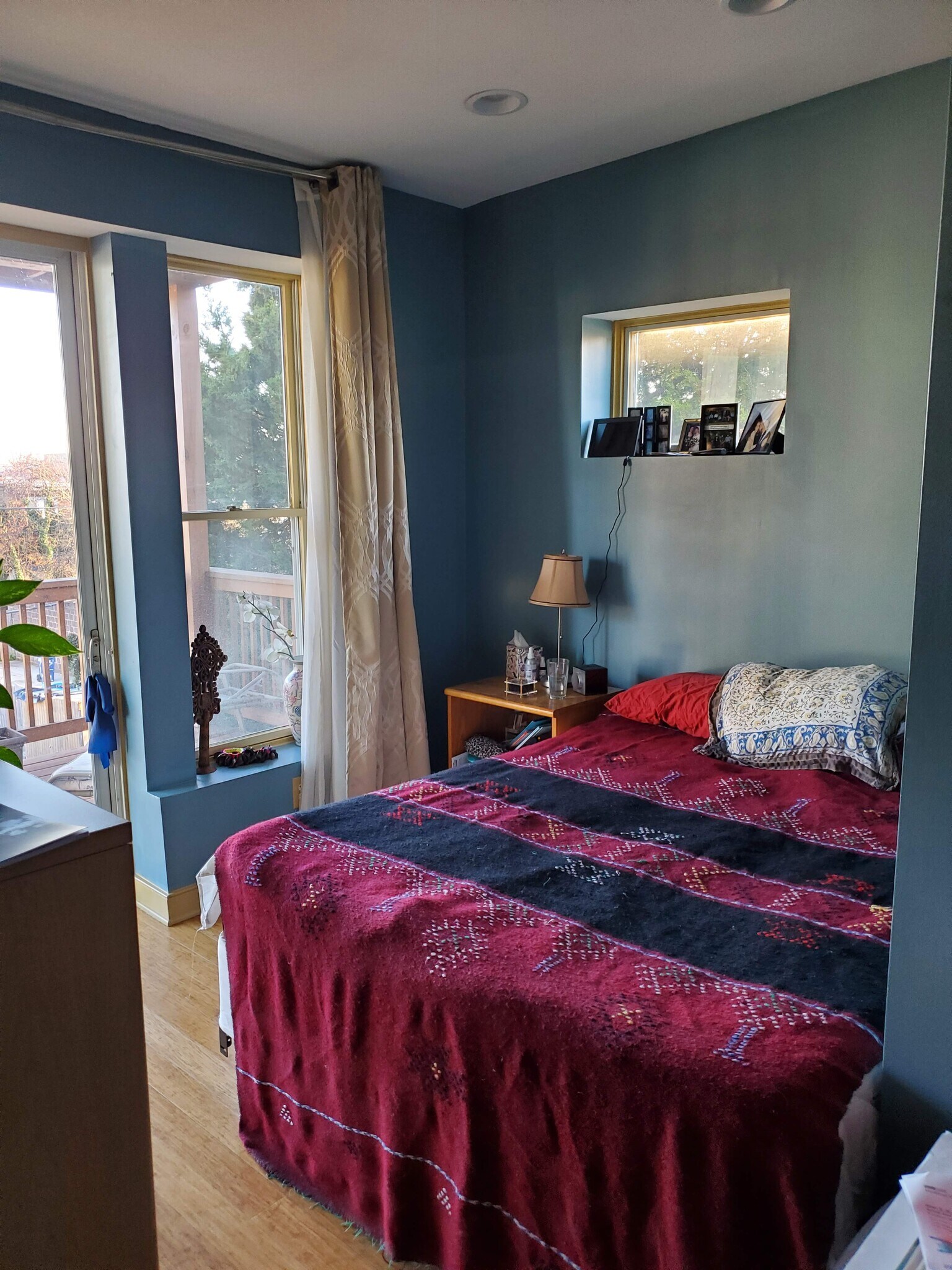 master bedroom - 714 Kenyon St NW