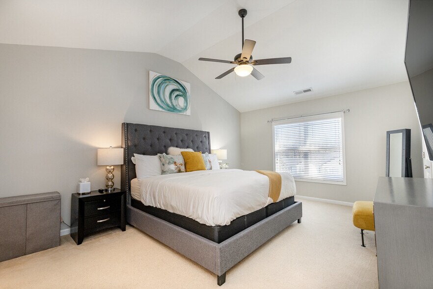 Building Photo - 4618 Merendino St