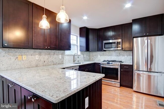 Building Photo - 6912 Kerrywood Cir