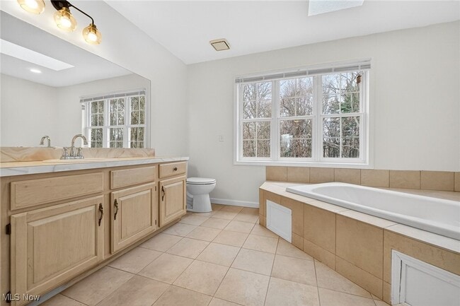 Building Photo - 6724 Larch Ct