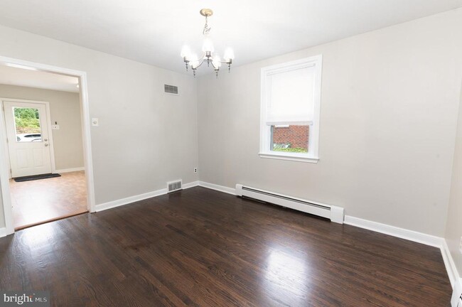 Building Photo - 1569 County Line Rd