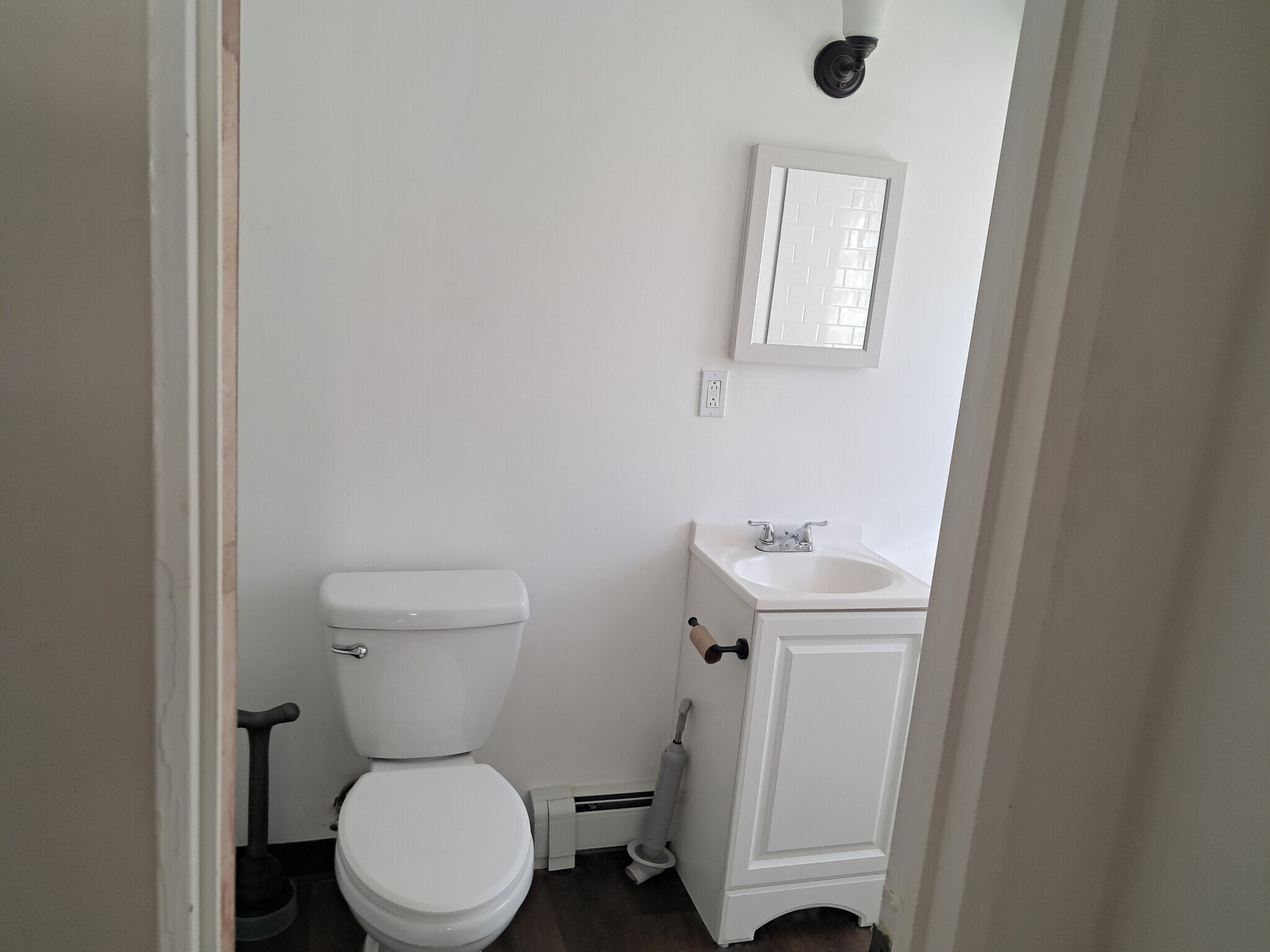 Bathroom - 1727 Lincoln St