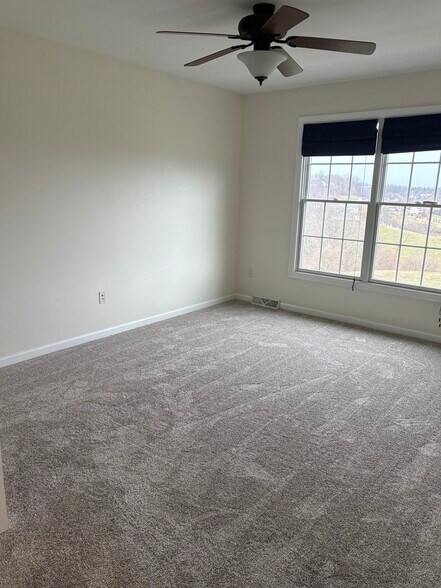 Bedroom 2 - 409 Arabela Ct