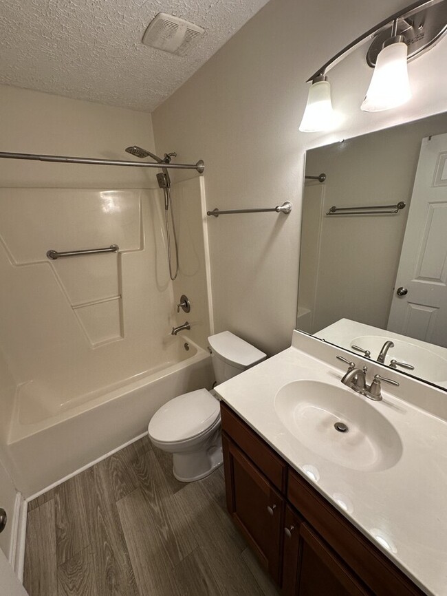 Building Photo - 3120 Slippery Elm Dr