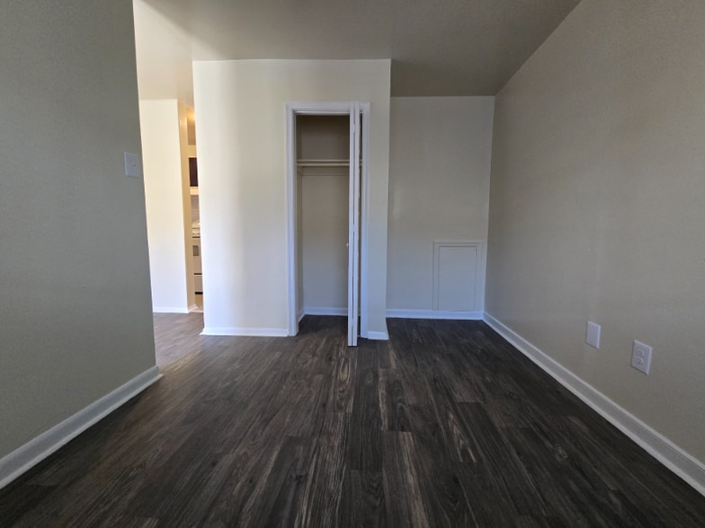 Building Photo - 1814 Williamsburg Rd