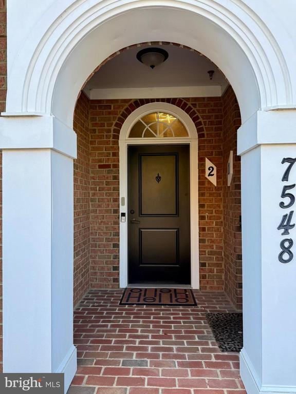 Building Photo - 7548 Morris St