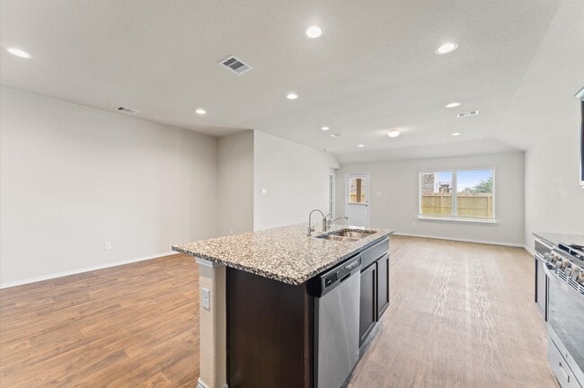 Building Photo - 919 Bright Lotus Ln