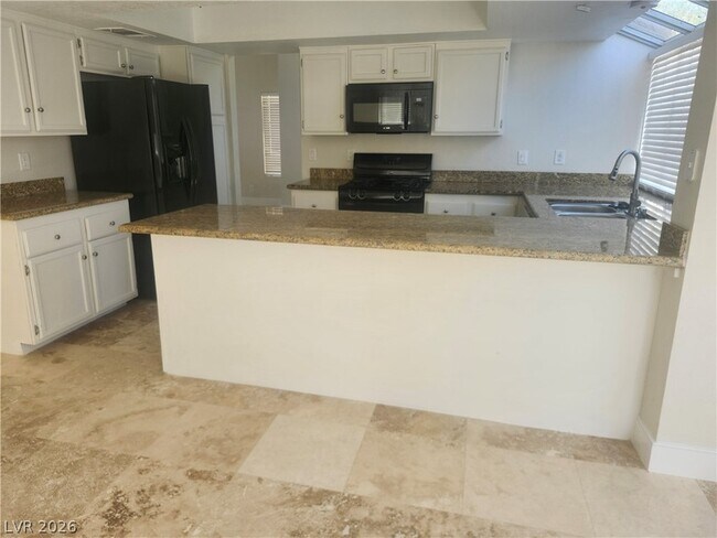 Building Photo - 8428 Oyster Dr