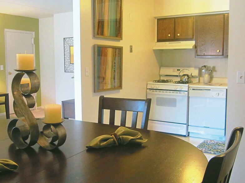 Twin Lakes Apartments 4405 Union Deposit Rd Harrisburg PA 17111