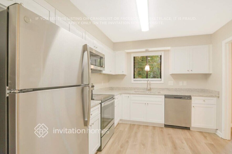 Building Photo - 7812 Haymarket Ln