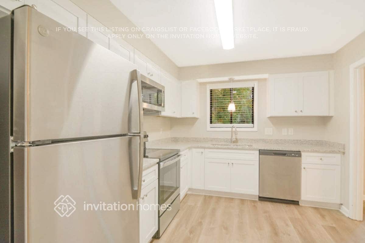 Building Photo - 7812 Haymarket Ln