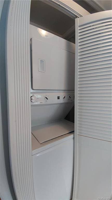 Building Photo - 113 Maple Pl