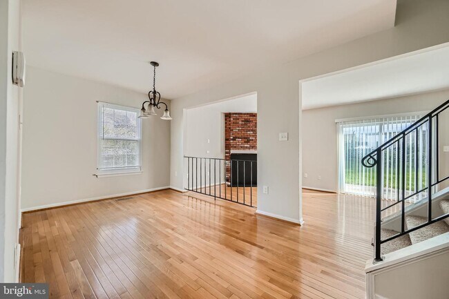 Building Photo - 15615 Plaid Dr