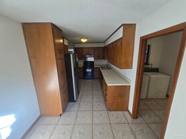 Building Photo - 2457 Cavalla Loop