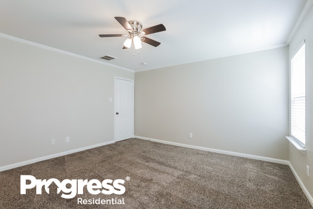 Building Photo - 18211 Hammondsport Ln