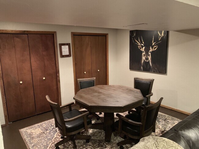 Building Photo - Peaceful 5 bdrm Mountain retreat in Woodla...