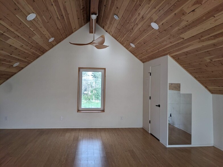 Building Photo - 7895 S 400 W