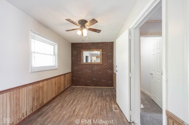 Building Photo - 3926 Malibu Dr