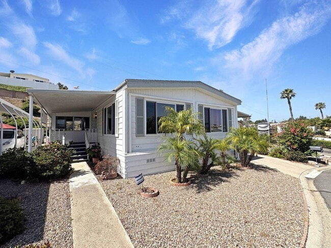 Building Photo - Spacious 2BR/2BA Home for Rent in 55+ Comm...