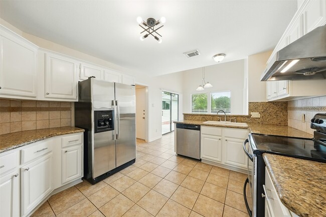 Building Photo - 3554 Ashfield Dr