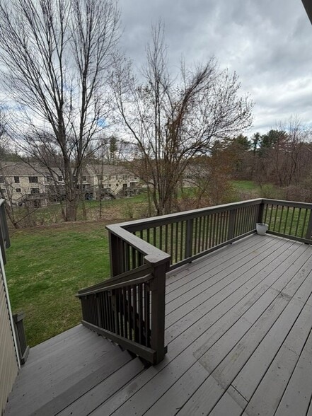 Building Photo - 136 Canterbury Ln