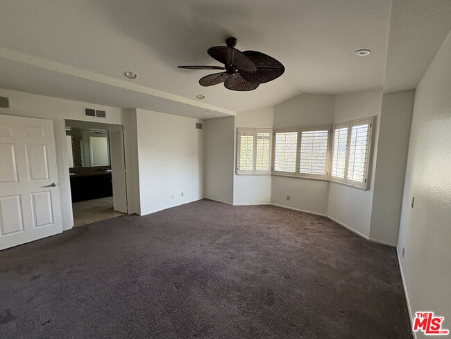 Building Photo - 24715 Cll Largo