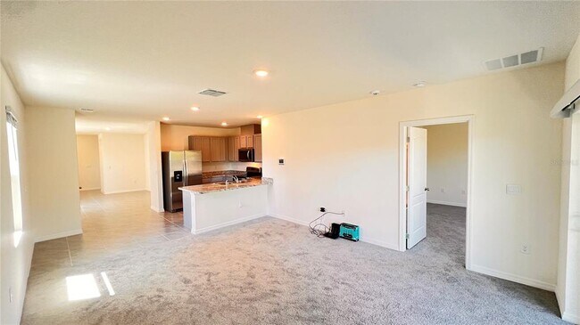 Building Photo - 227 Eagleview Loop