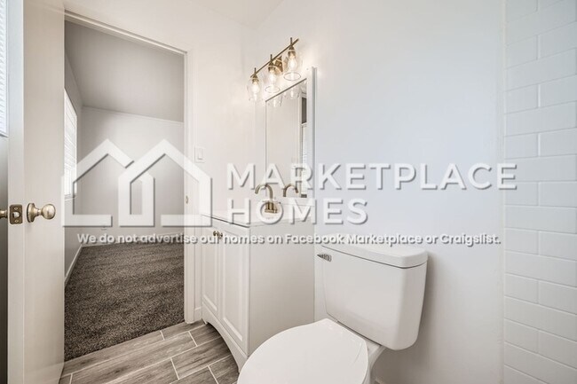 Building Photo - 12021 N Riviera Ct