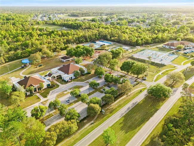 Building Photo - 265 Marion Oaks Manor