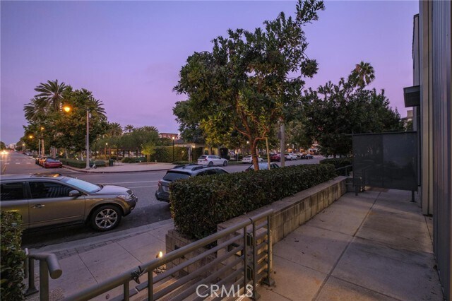 Building Photo - 13045 Pacific Promenade