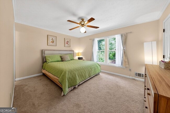 Building Photo - 6117 Queen Anne Ct