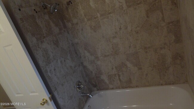 Building Photo - 420 St Thomas Dr