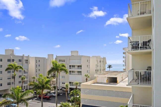 Building Photo - 3540 S Ocean Blvd