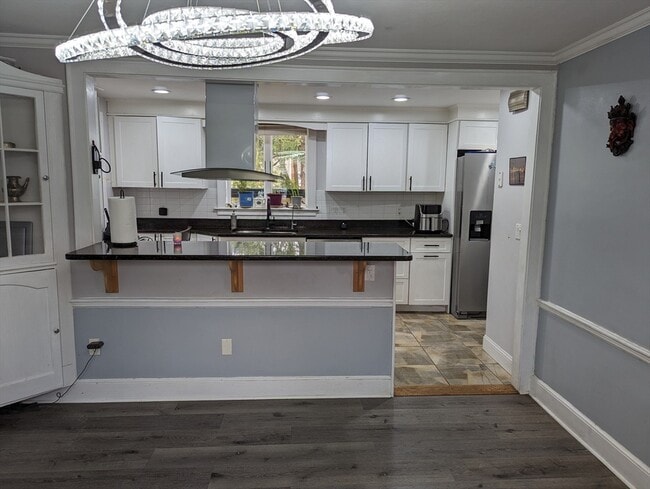 Building Photo - 58 Hartford St